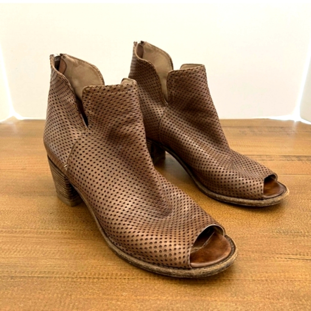 Officine Creative Resnais bootie sandal block heel Italy Leather awesome style